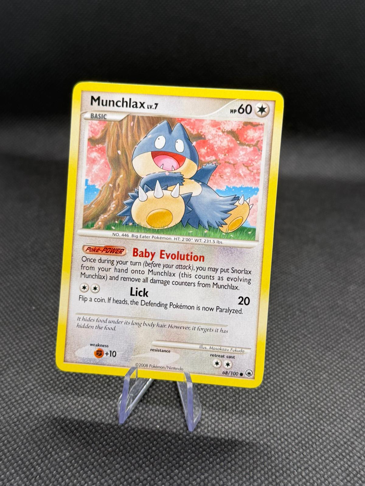 Munchlax 68/100 Majestic Dawn